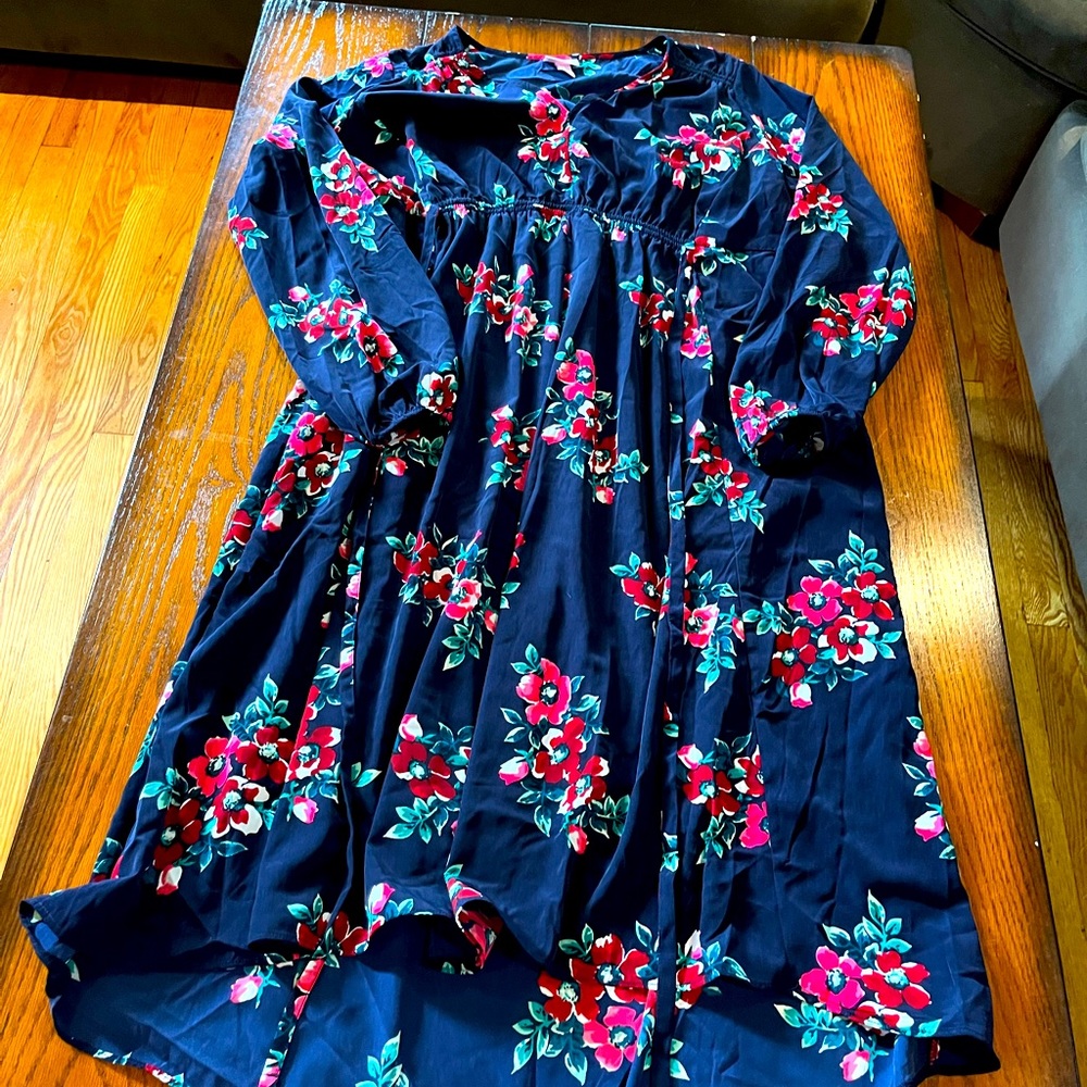 Floral maternity dress